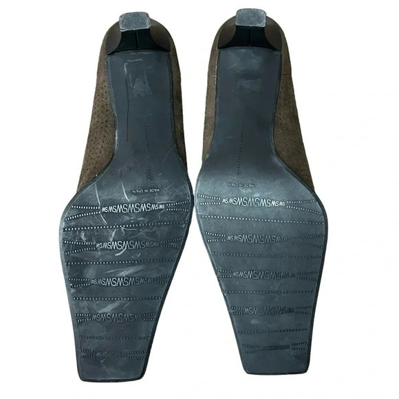 STUART WEITZMAN DARK BROWN SUEDE PUMP HEEL DECORATIVE BUCKLE‎ WOMEN'S SIZE 7.5 - Picture 12 of 14